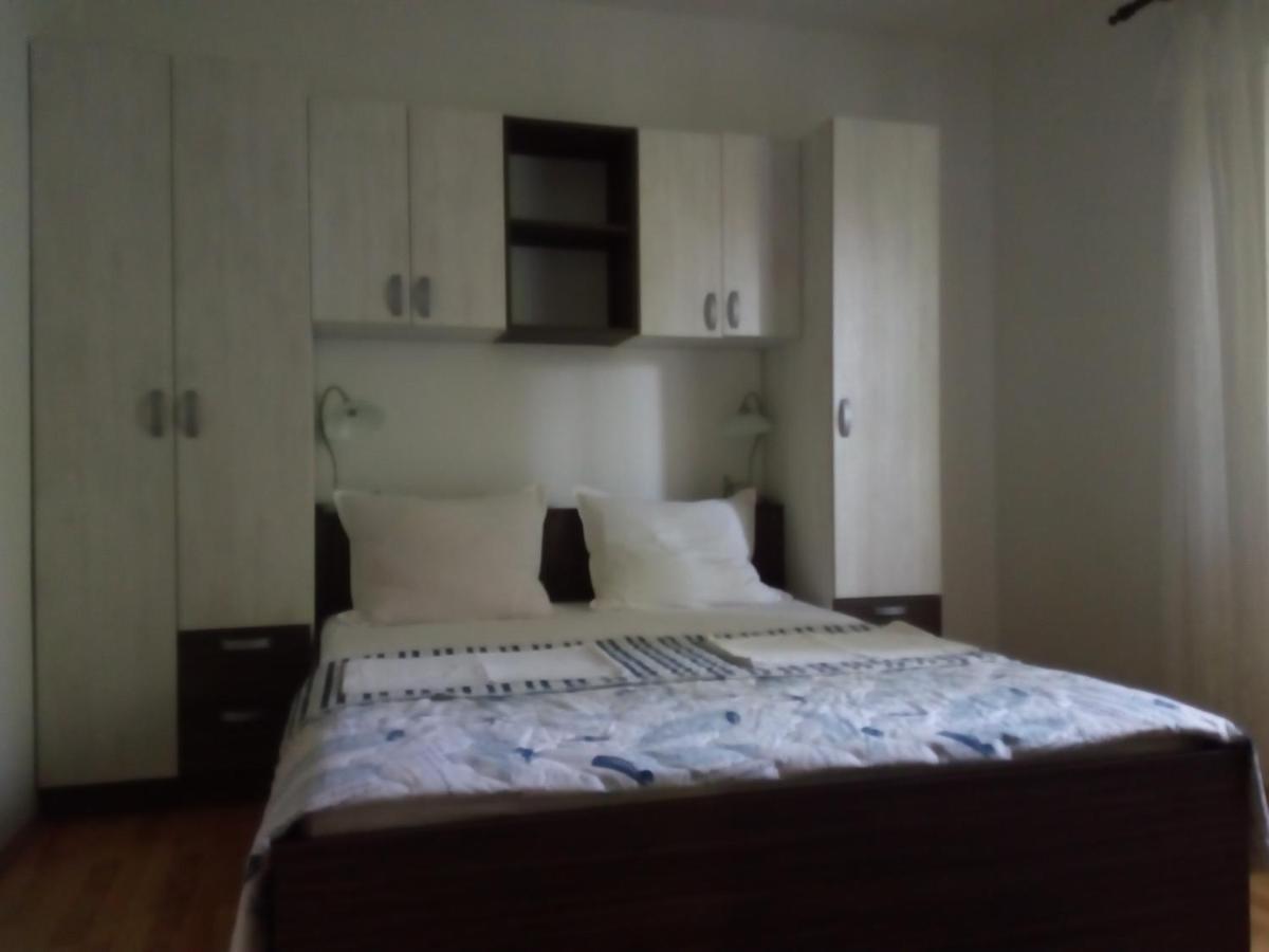 Vodice Center Apartments Bagian luar foto