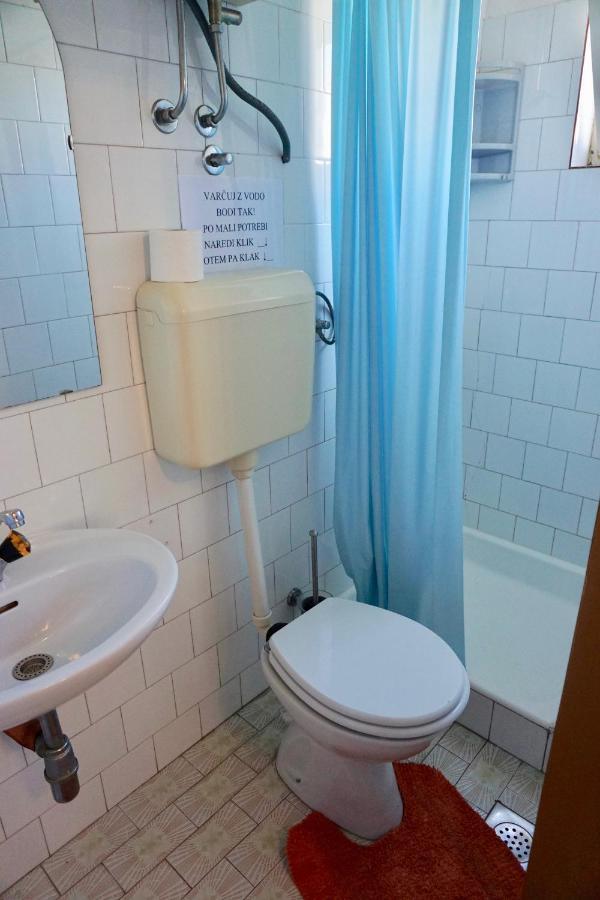 Vodice Center Apartments Bagian luar foto